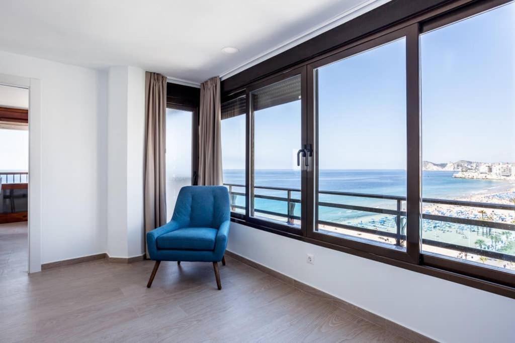 Levante Beach Front Of The Sea Estacha Бенидорм Экстерьер фото